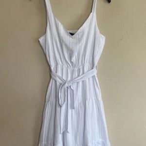 Velvet Heart Jezebelle Summer Midi Dress White Tiered S